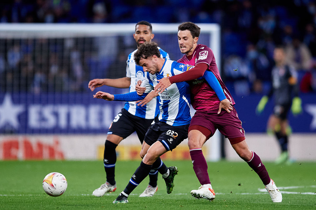 开云-转会期亚特兰大强势反弹Ming连续十五场比赛得分超过惊艳表现，西汉姆围绕欧联复出首秀直接炸裂的简单介绍